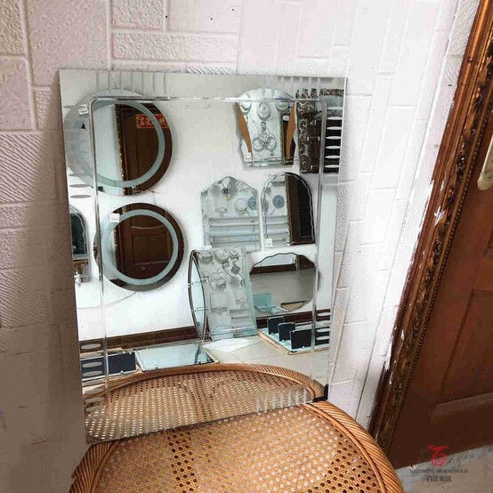 Зеркало 50*70 см J8160 Зеркало 50*70 см J8160
