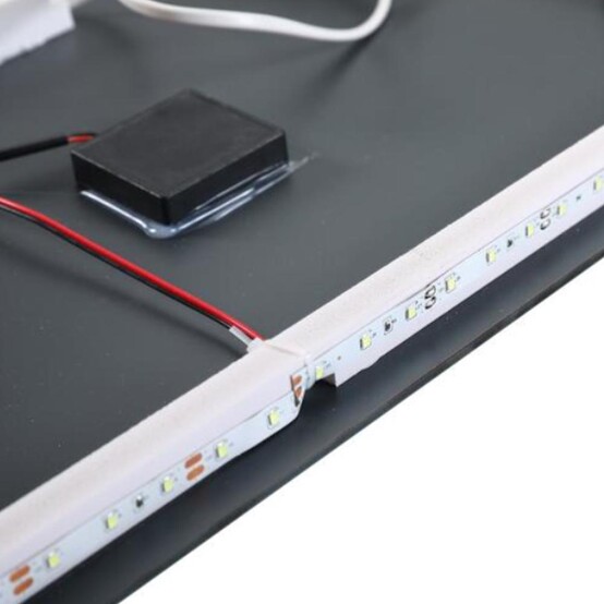 Зеркало 50*70 см с LED подсветкой в ванную комнату CU-DJ007 (Bay) (8)