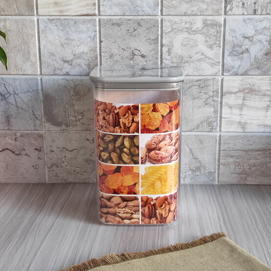 Банка пластиковая для сыпучих продуктов 2,3 л 13*13*21,5 см герметич крышка прозрач Baizheng (1/32)