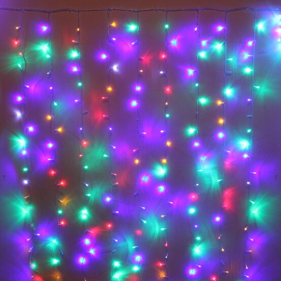 Гирлянда светодиодная 2*1,5 м 320 led 220 В занавес мультицвет Мерцание Серпантин (1/50)