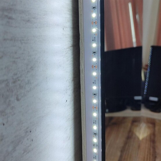 Зеркало настенное Dikalan 60*80 см с подсветкой сенсор ст.защиты IP44 (5) LED-042